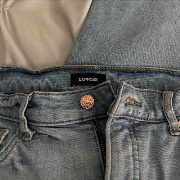 Express Flare Jeans - Picture 2 of 3